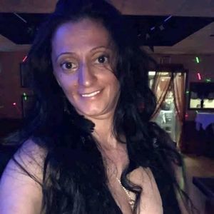 Meet your Posher, Carolina